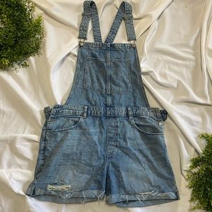 H&M overalls shorts denim